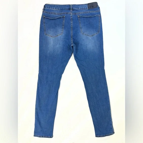!IT-Tiffany Skinny Distressed Ankle Stretch Denim Jeans Women's size 12 B-3 - Picture 7 of 7